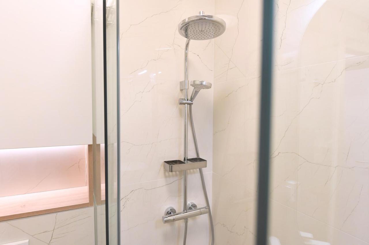 Consul Apartment - Zadar City Center Екстер'єр фото